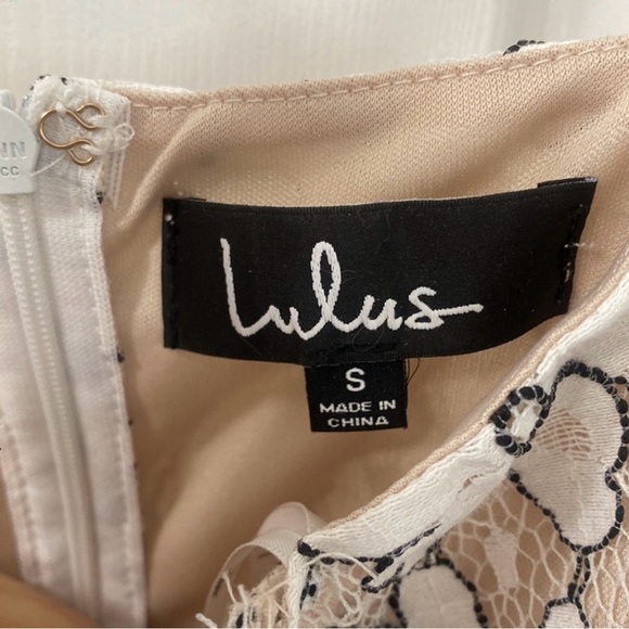 ⭐️NWT⭐️Delicate Darling Beige & Ivory Lace Bodycon dress in size S - Picture 9 of 11